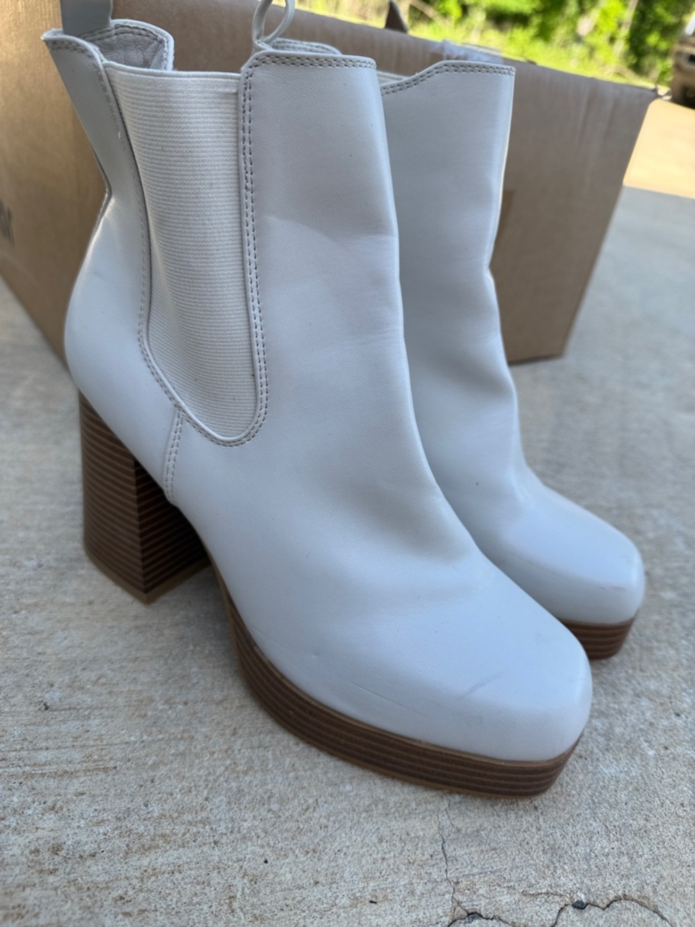 White Platform Block Heel Chelsea Boots - Women